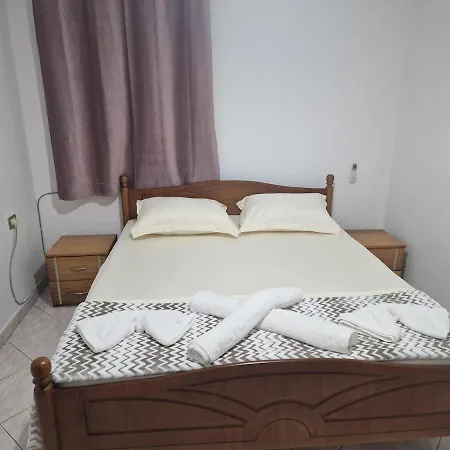 Stone Apartamento Gjirokastër