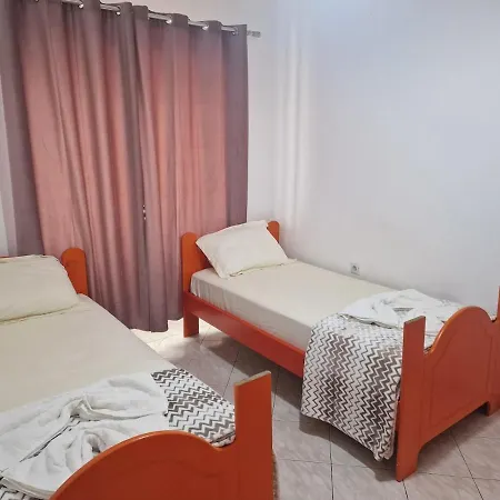 Apartamento Stone Gjirokastër